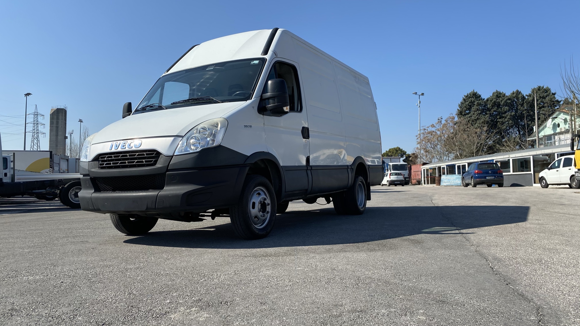 IVECO DAILY 35 C 13 FURGONE